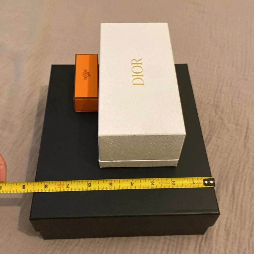 Hermes elegant sleek